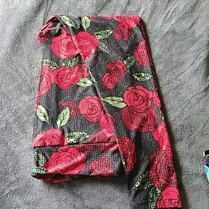 TC2 rose leggings